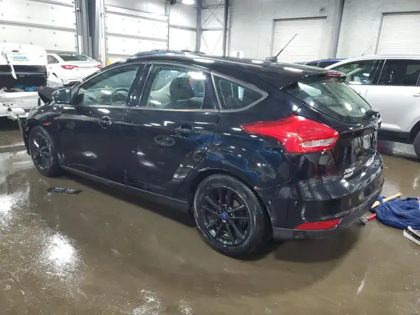 1FADP3K21GL391655 2016 FORD FOCUS - Image 2