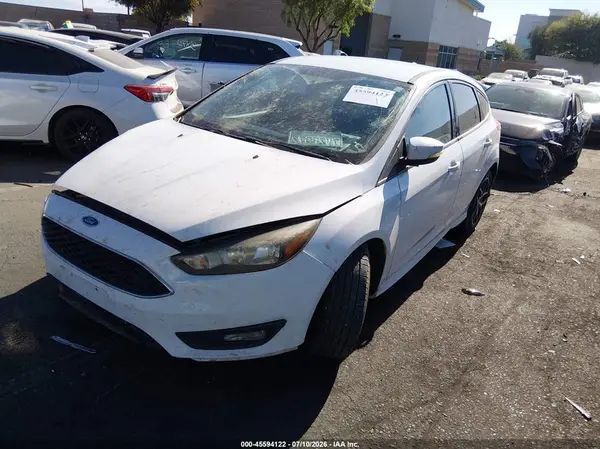 1FADP3K21GL407420 2016 FORD FOCUS - Image 2