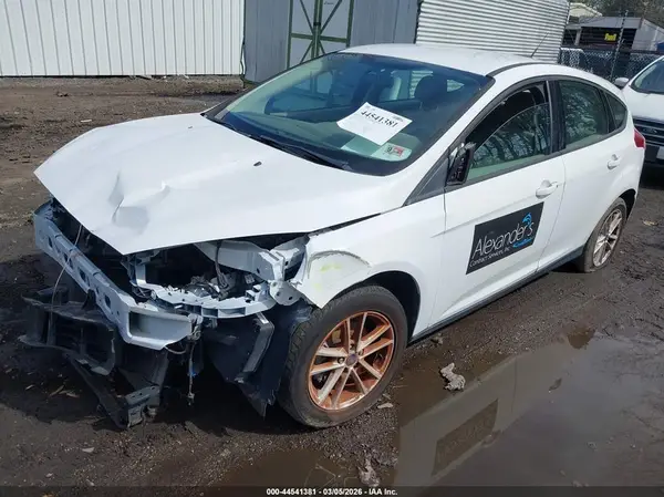 1FADP3K21HL202858 2017 FORD FOCUS - Image 2