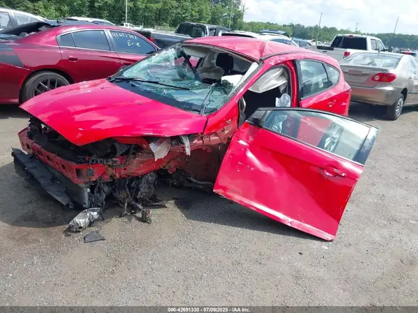 1FADP3K21HL216050 2017 FORD FOCUS - Image 2
