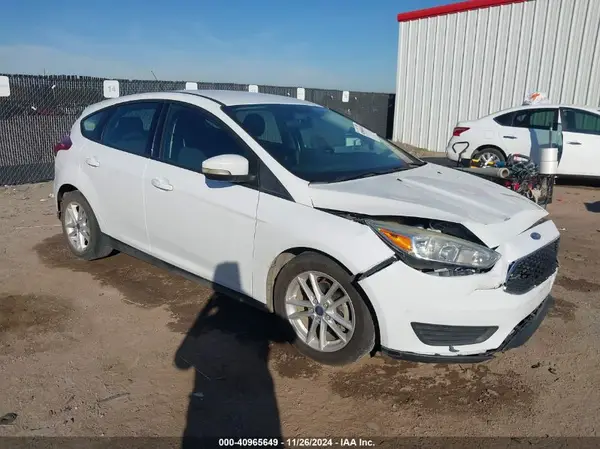 1FADP3K21HL216579 2017 FORD FOCUS - Image 1