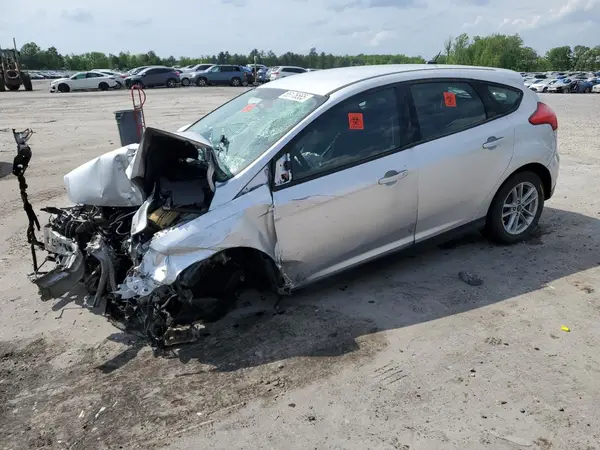 1FADP3K21HL217005 2017 FORD FOCUS - Image 1