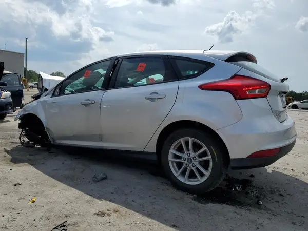 1FADP3K21HL217005 2017 FORD FOCUS - Image 2