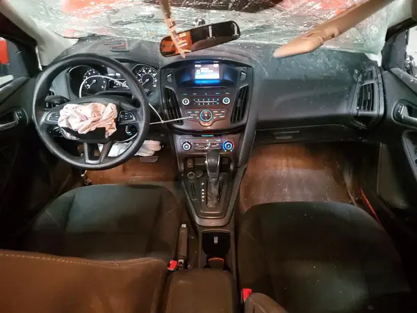 1FADP3K21HL217540 2017 FORD FOCUS - Image 8