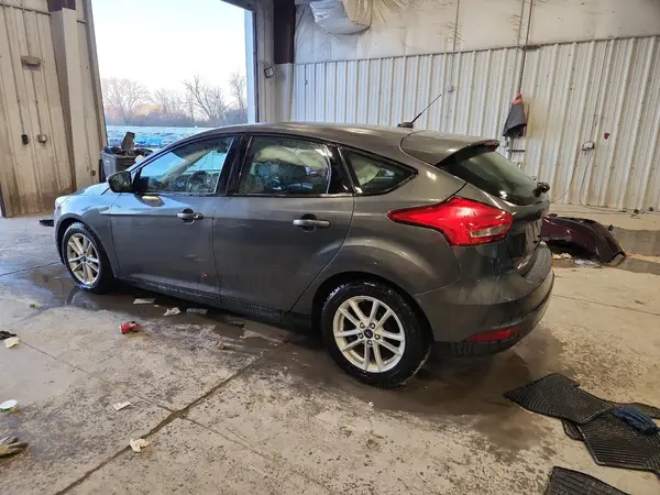 1FADP3K21HL236041 2017 FORD FOCUS - Image 2
