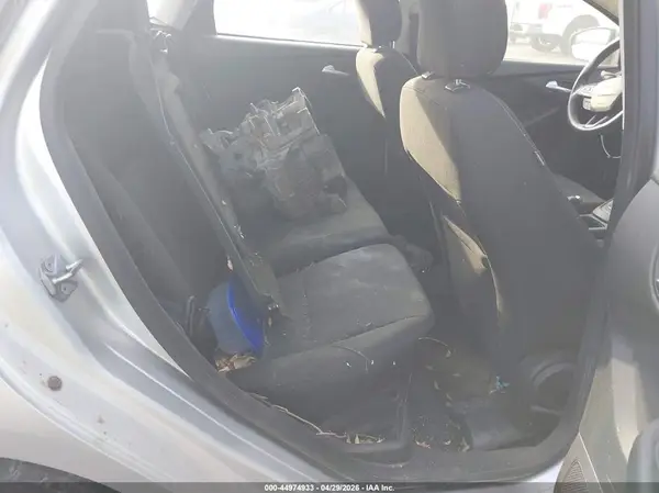 1FADP3K21HL245001 2017 FORD FOCUS - Image 8