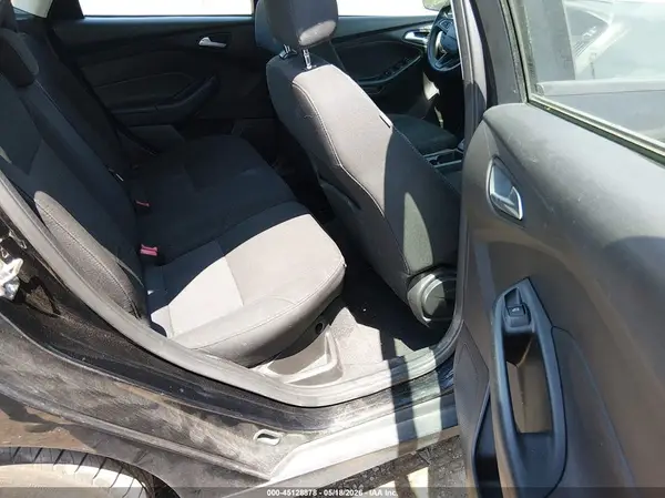 1FADP3K21HL247301 2017 FORD FOCUS - Image 8