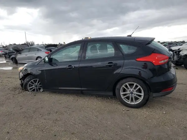 1FADP3K21HL247332 2017 FORD FOCUS - Image 2