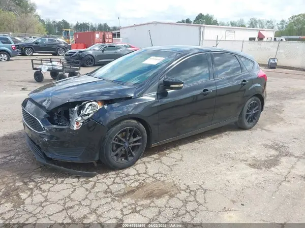 1FADP3K21HL259562 2017 FORD FOCUS - Image 2