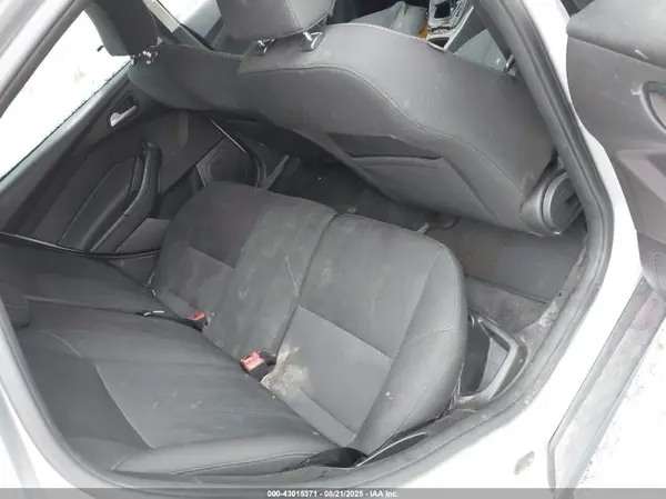 1FADP3K21HL264079 2017 FORD FOCUS - Image 8