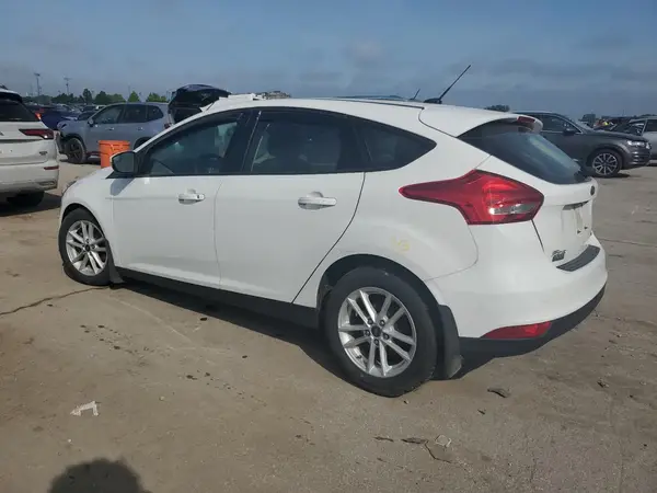 1FADP3K21HL275650 2017 FORD FOCUS - Image 2
