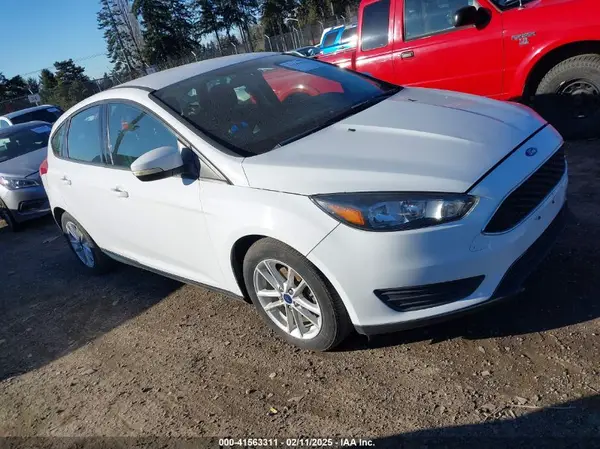 1FADP3K21HL315158 2017 FORD FOCUS - Image 1