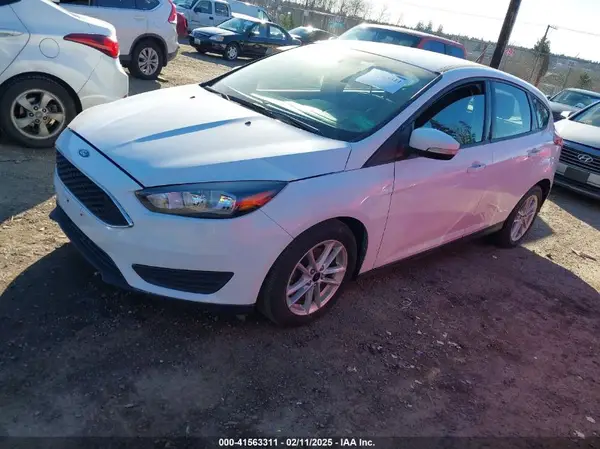 1FADP3K21HL315158 2017 FORD FOCUS - Image 2