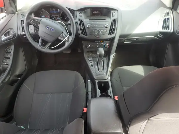 1FADP3K21HL327584 2017 FORD FOCUS - Image 8
