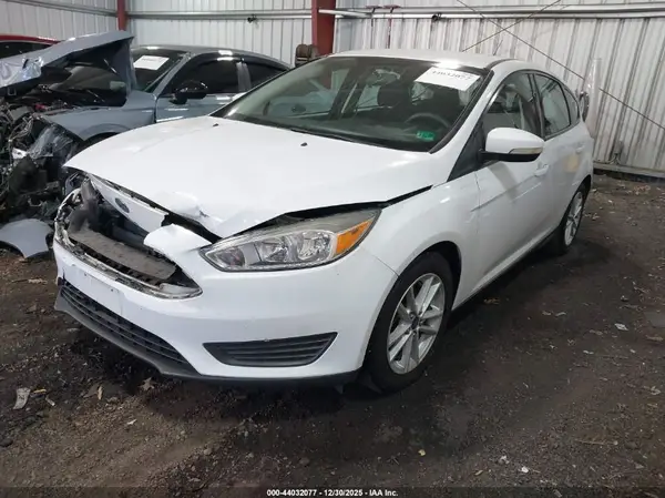 1FADP3K21HL339024 2017 FORD FOCUS - Image 2