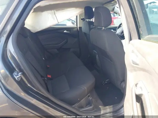 1FADP3K21JL201974 2018 FORD FOCUS - Image 8