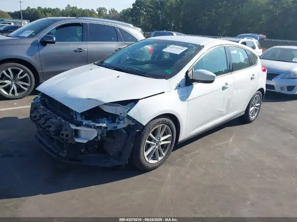 1FADP3K21JL231539 2018 FORD FOCUS - Image 2