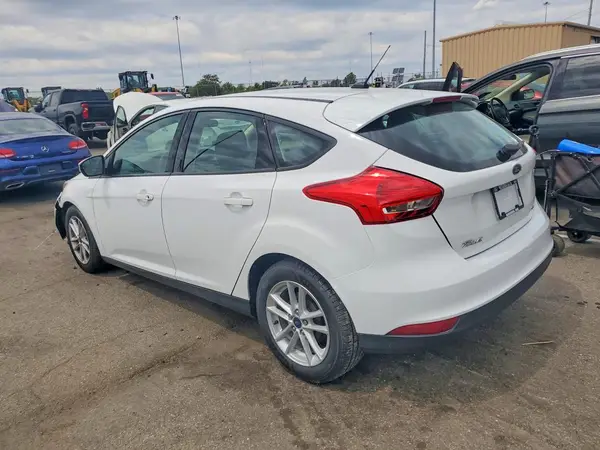 1FADP3K21JL239446 2018 FORD FOCUS - Image 2