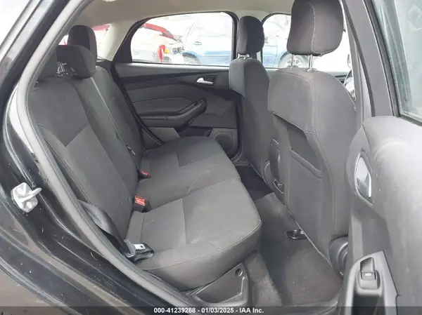1FADP3K21JL240337 2018 FORD FOCUS - Image 8