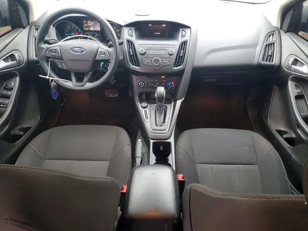 1FADP3K21JL267263 2018 FORD FOCUS - Image 8