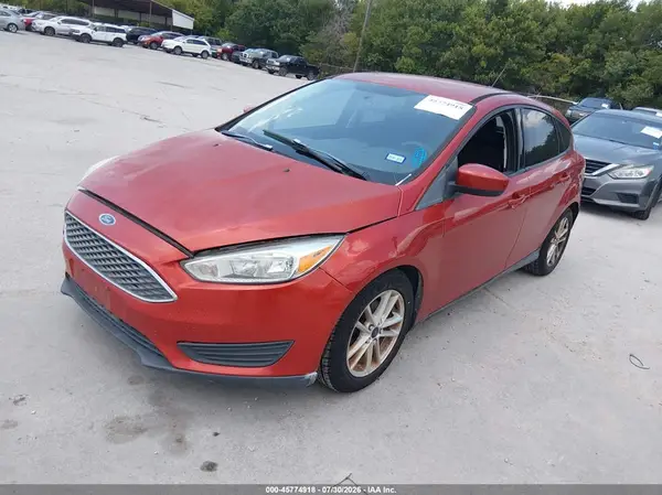 1FADP3K21JL269207 2018 FORD FOCUS - Image 2