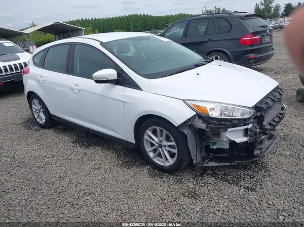 1FADP3K21JL279249 2018 FORD FOCUS - Image 1