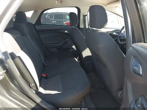 1FADP3K21JL282491 2018 FORD FOCUS - Image 8