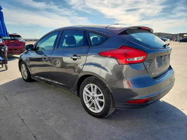 1FADP3K21JL295337 2018 FORD FOCUS - Image 2