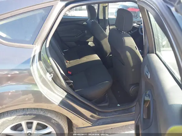 1FADP3K21JL297699 2018 FORD FOCUS - Image 8