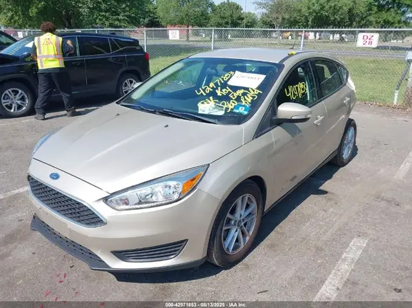 1FADP3K21JL298173 2018 FORD FOCUS - Image 2