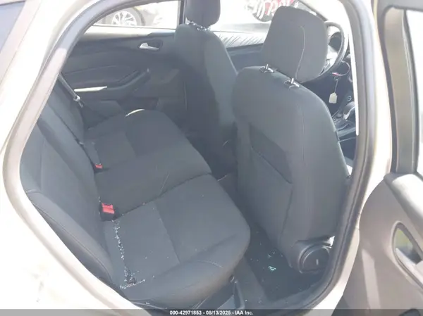 1FADP3K21JL298173 2018 FORD FOCUS - Image 8