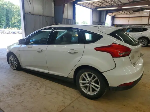 1FADP3K21JL299243 2018 FORD FOCUS - Image 2
