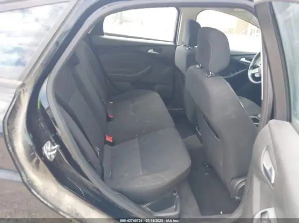 1FADP3K21JL318874 2018 FORD FOCUS - Image 8