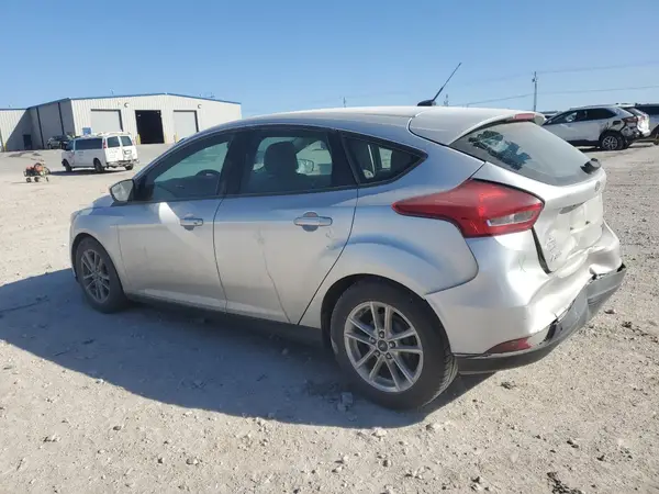 1FADP3K21JL324951 2018 FORD FOCUS - Image 2