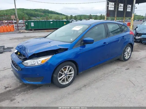 1FADP3K21JL325579 2018 FORD FOCUS - Image 2