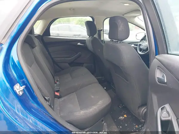 1FADP3K21JL325579 2018 FORD FOCUS - Image 8