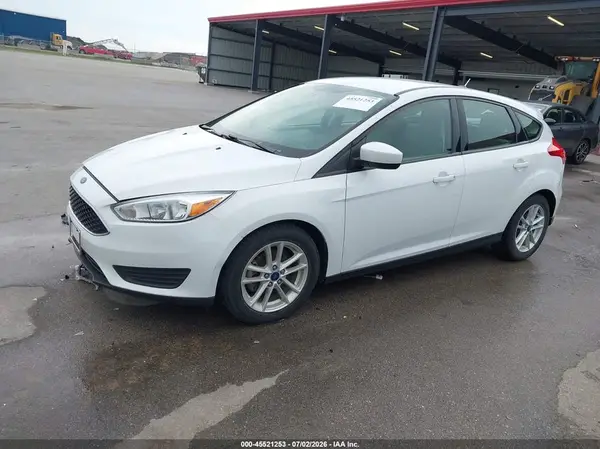 1FADP3K21JL327056 2018 FORD FOCUS - Image 2