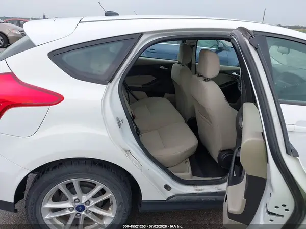 1FADP3K21JL327056 2018 FORD FOCUS - Image 8