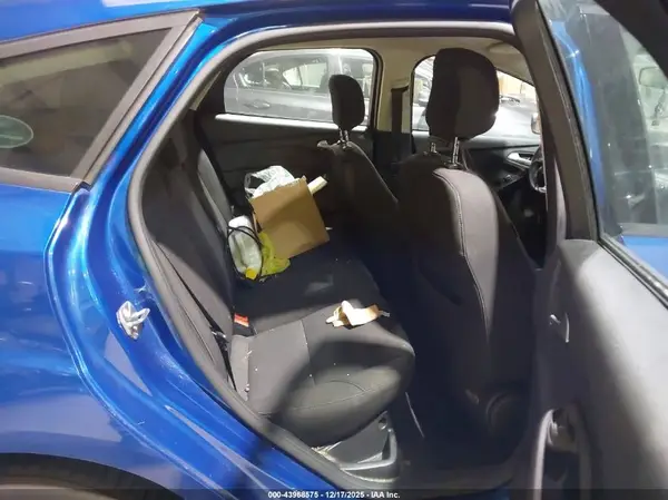 1FADP3K21JL331771 2018 FORD FOCUS - Image 8