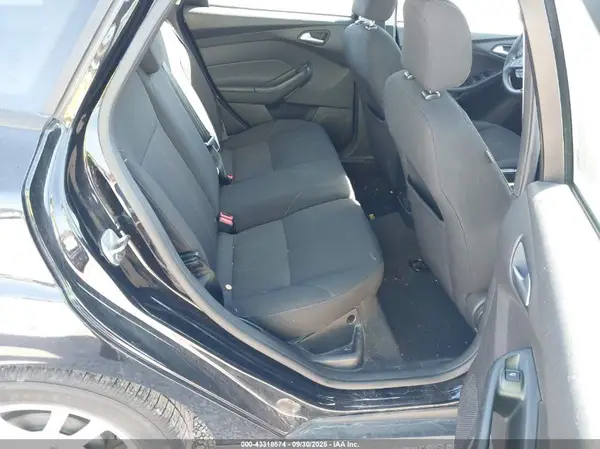 1FADP3K22GL204391 2016 FORD FOCUS - Image 8