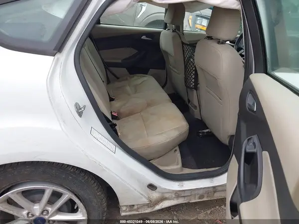 1FADP3K22GL205959 2016 FORD FOCUS - Image 8