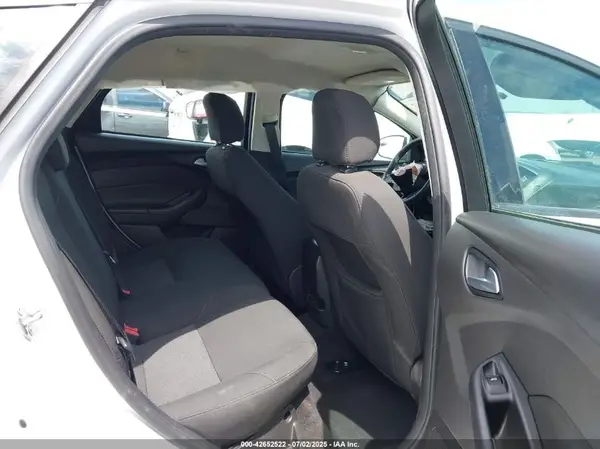 1FADP3K22GL216105 2016 FORD FOCUS - Image 8