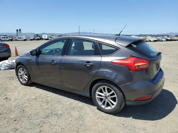 1FADP3K22GL217092 2016 FORD FOCUS - Image 2