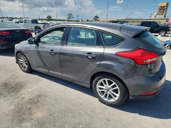 1FADP3K22GL217626 2016 FORD FOCUS - Image 2
