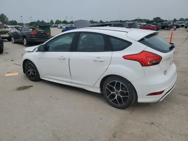 1FADP3K22GL219568 2016 FORD FOCUS - Image 2