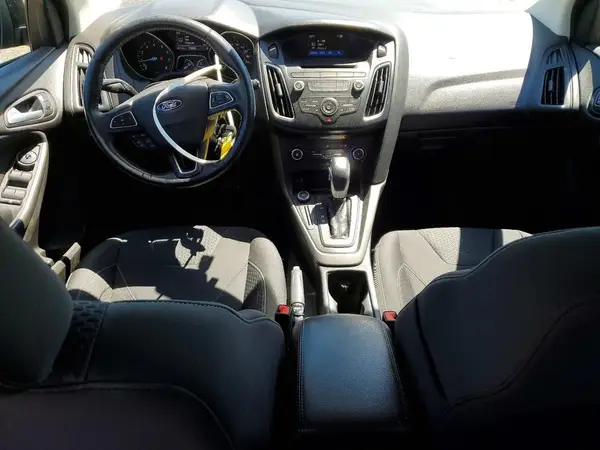 1FADP3K22GL223202 2016 FORD FOCUS - Image 8