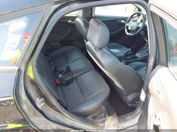 1FADP3K22GL233082 2016 FORD FOCUS - Image 8