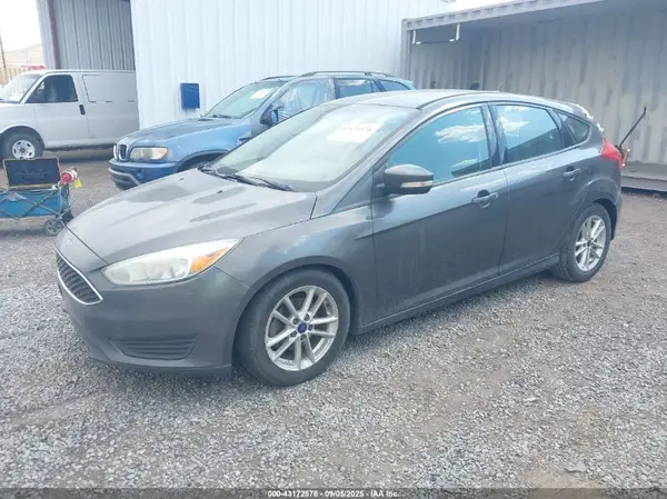 1FADP3K22GL235205 2016 FORD FOCUS - Image 2