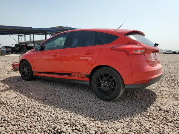 1FADP3K22GL256250 2016 FORD FOCUS - Image 2