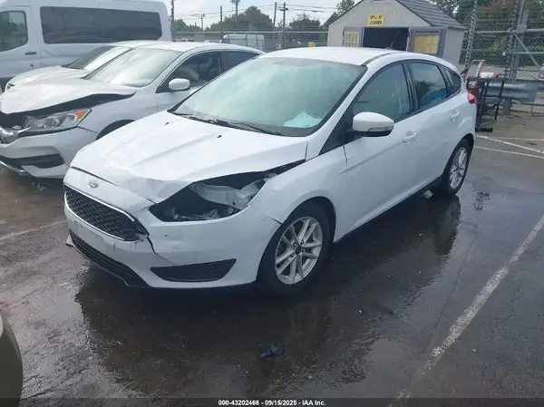 1FADP3K22GL259651 2016 FORD FOCUS - Image 2
